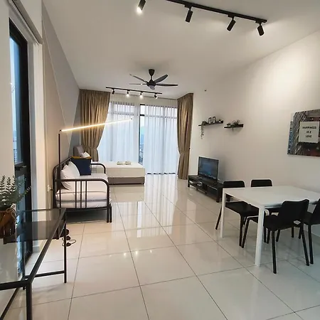 New Georgetown Stylist 2Br Homestay For 10Pax 无敌美景两房民宿 Beacon Executive Suite Exterior photo