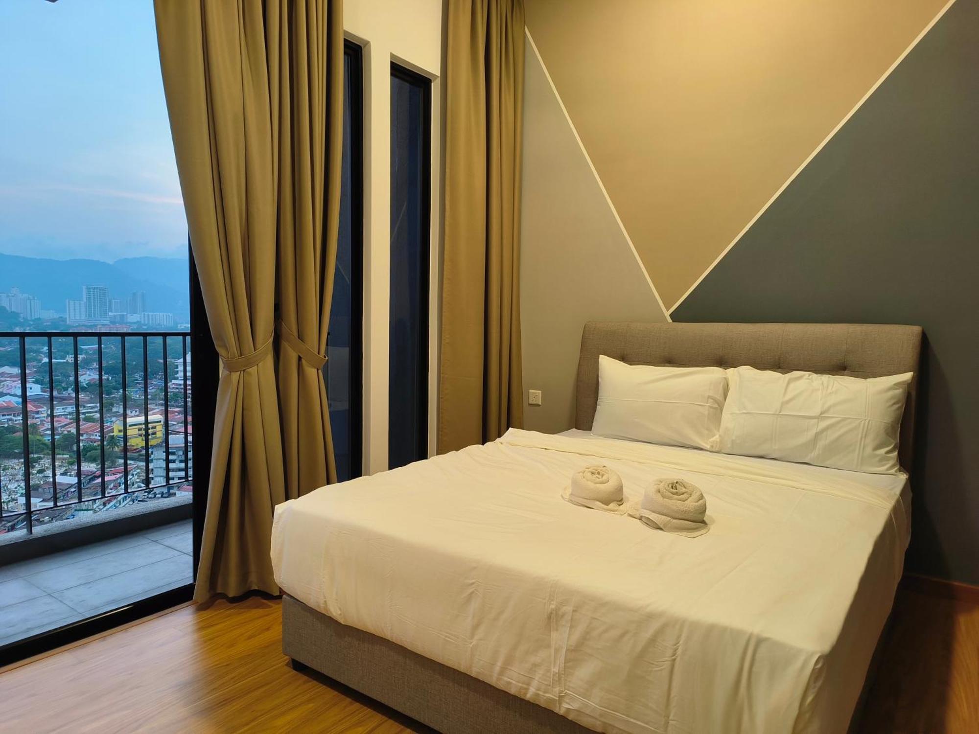 New Stylist 2br For 10pax 无敌美景两房民宿 Beacon Executive Apartment George Town